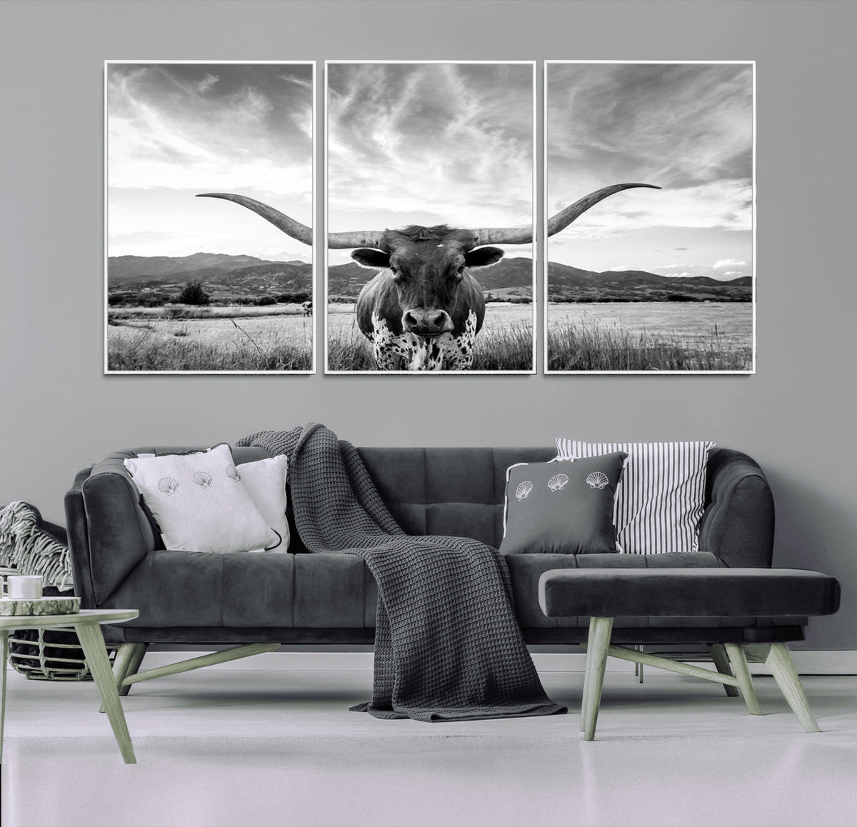 Longhorn Black and White Wall Art – Rustic Western Bull