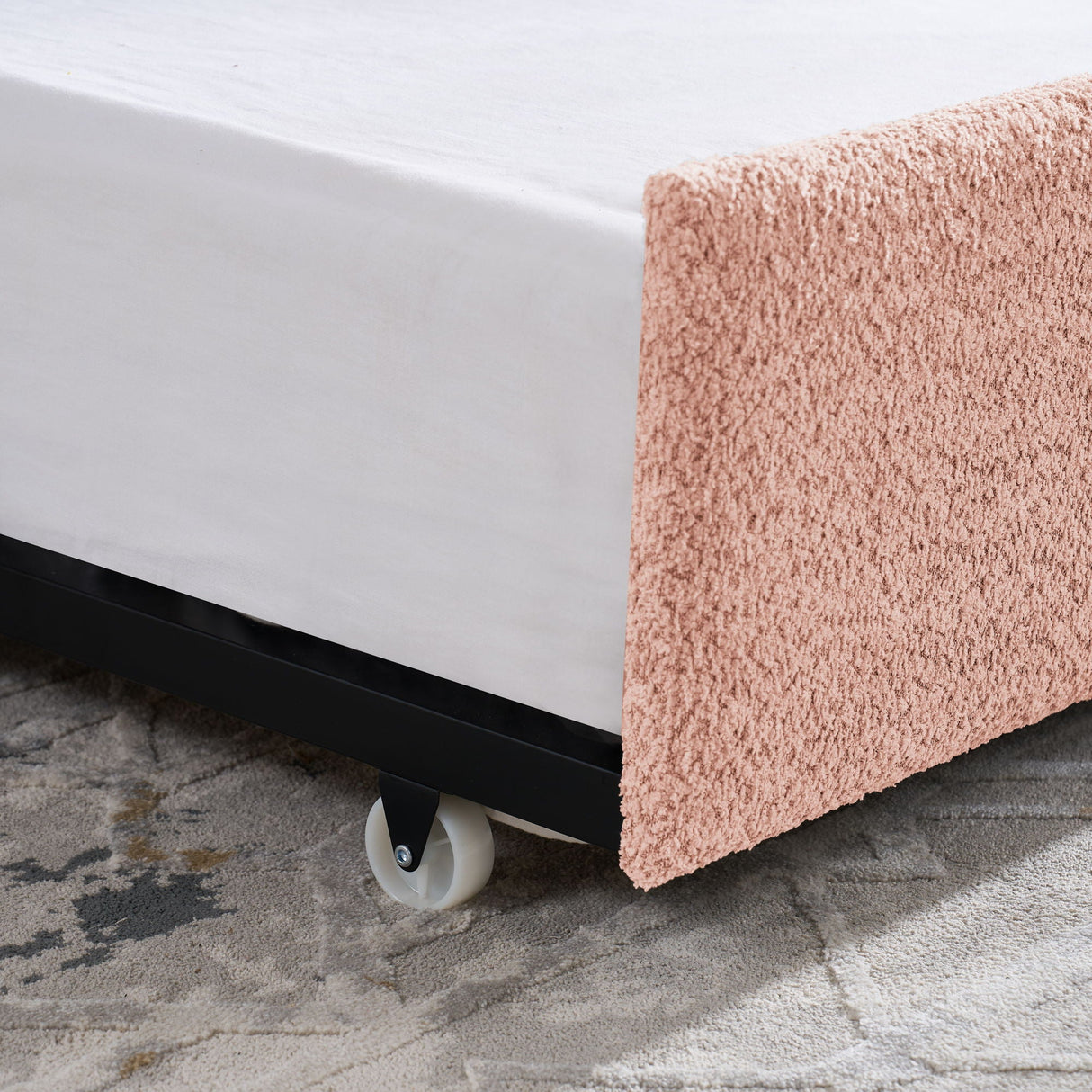Upholstered Daybed With Pop Up Trundle