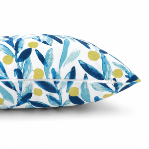 4 Pack Outdoor/Indoor Throw Pillows with Coastal Leaves Design