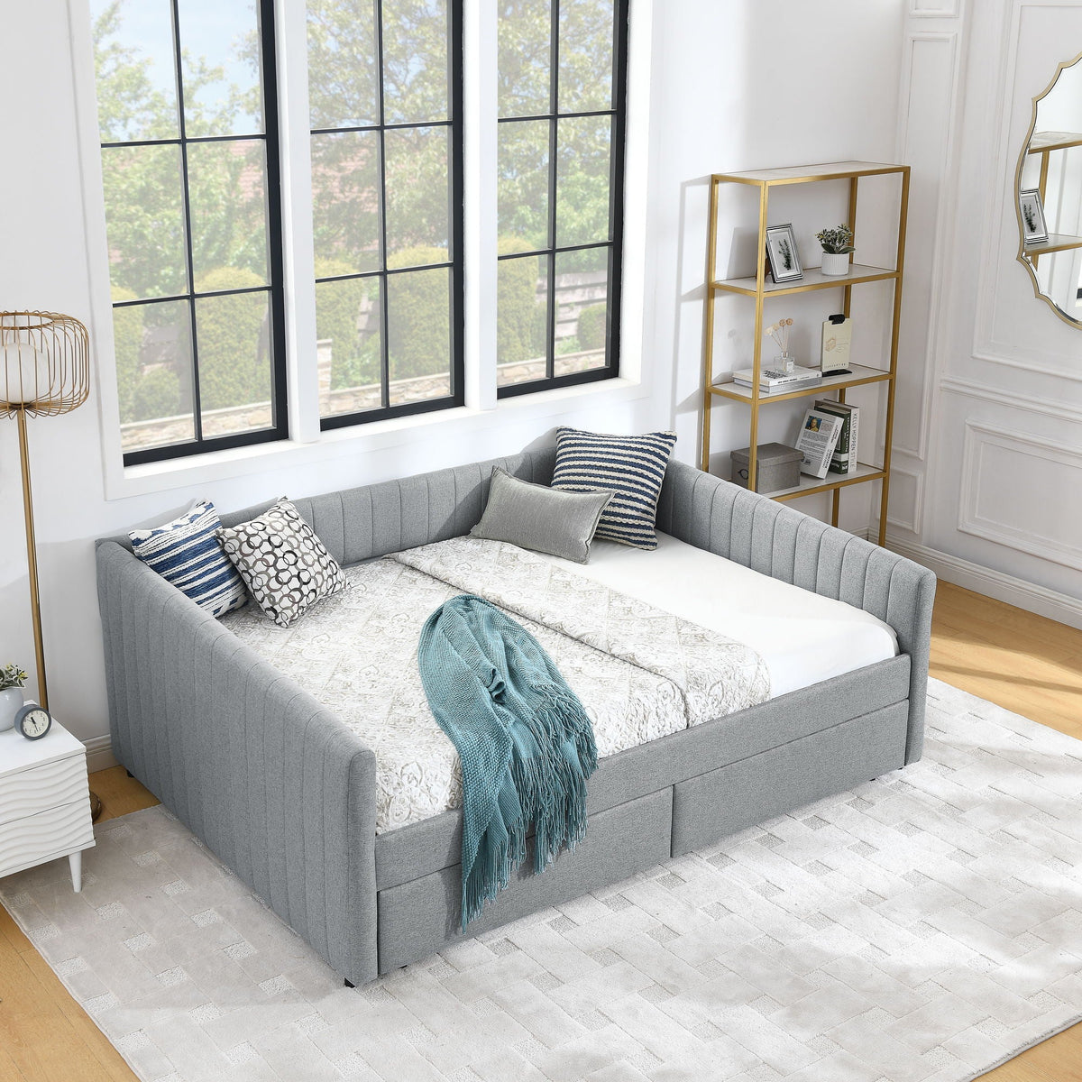 Upholstered Queen Daybed With 2 Drawers