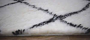 Contemporary Black And White Hand Woven Wool Area Rug