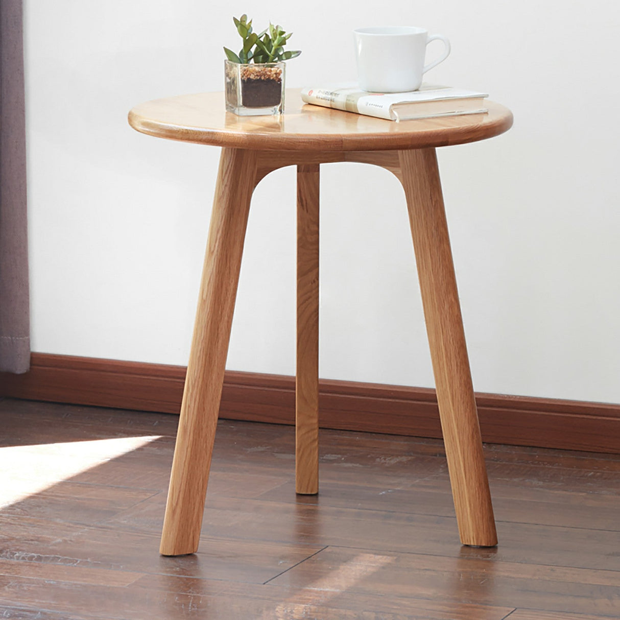 Round Side Table with Solid Oak Wood Frame