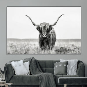 Highland Cow Canvas Wall Art – Majestic Beauty in Black and