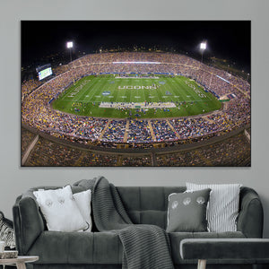 The University of Connecticut UCONN Huskies Football Team