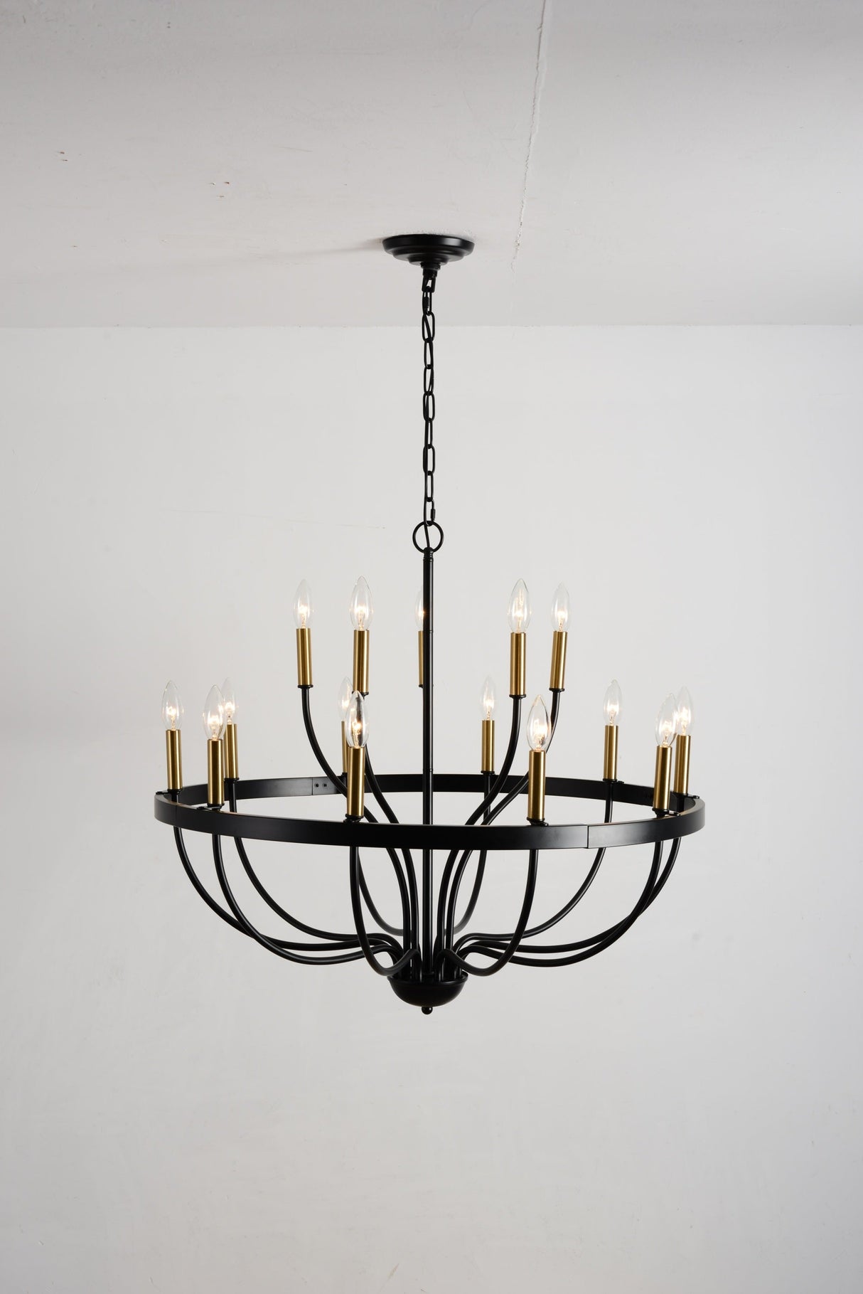 18-Light Industrial Iron Candle Chandelier