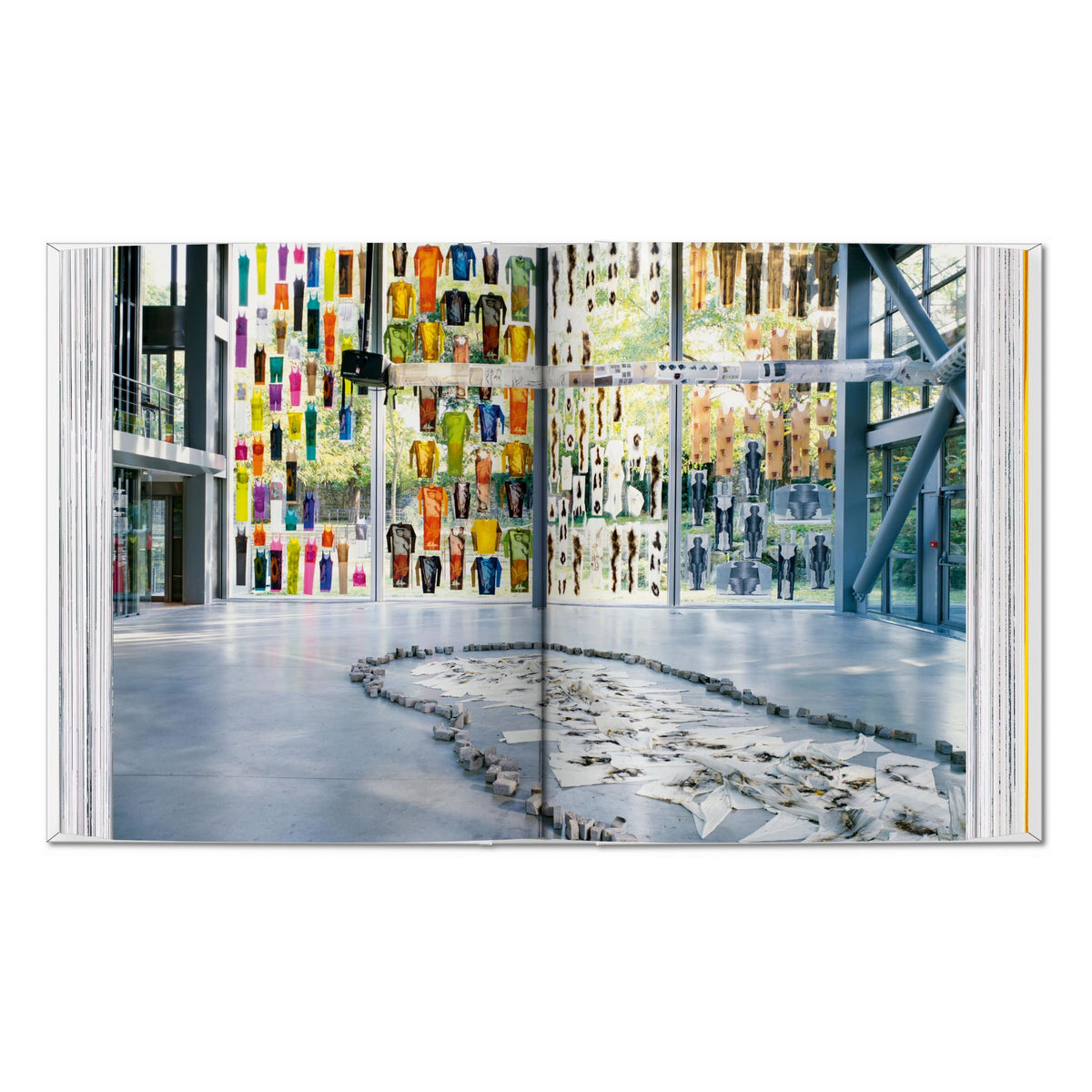 Issey Miyake. 45th Ed. (English)