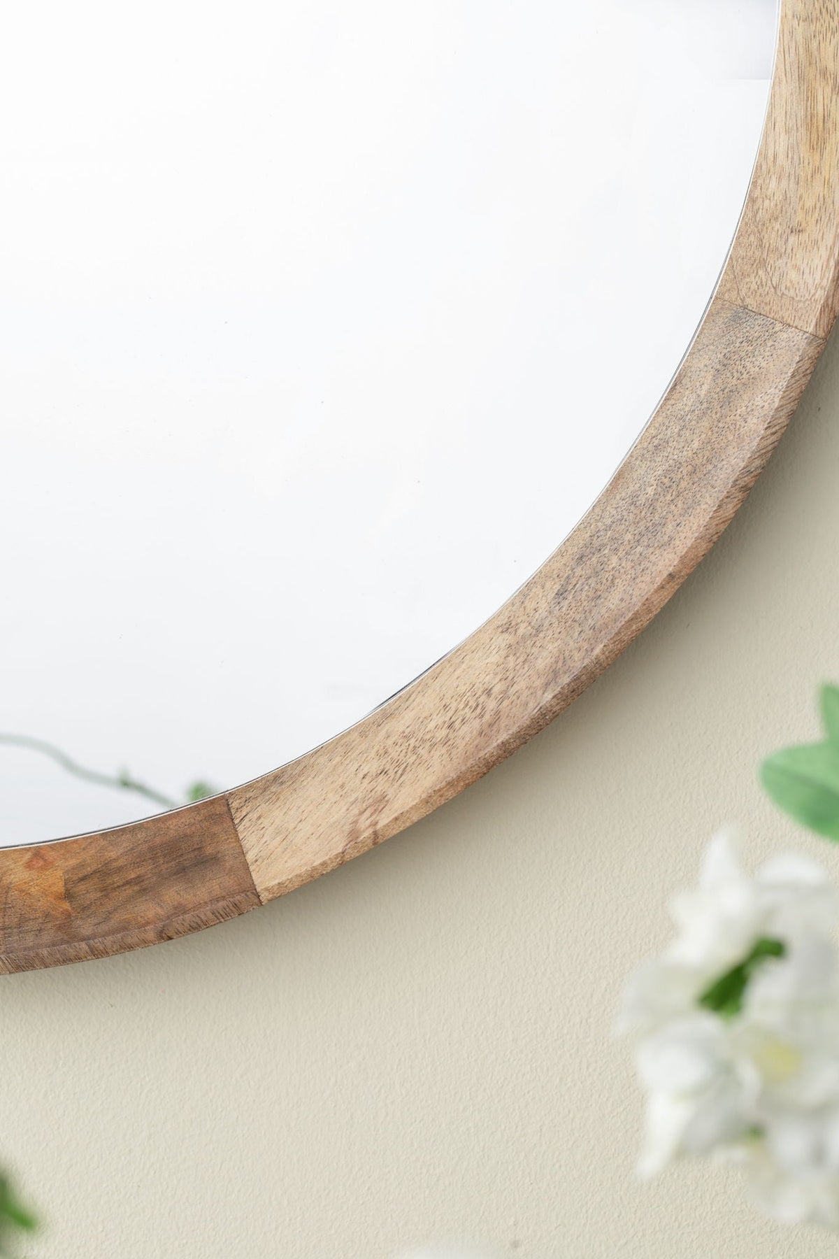 Transitional Decor Style Wall Mirror Decor With Frame For Bathroom