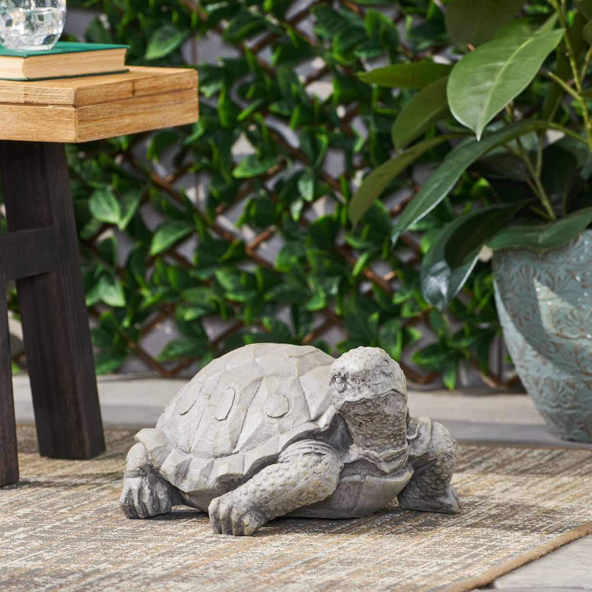 Turtle Decor Outdoor Turtle Statue in Dark Gray