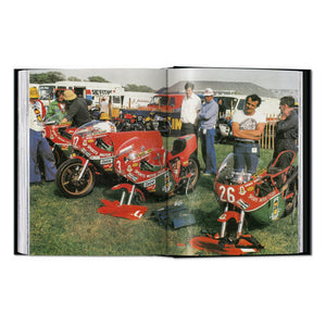 Motorcycles. 45th Ed. (English)