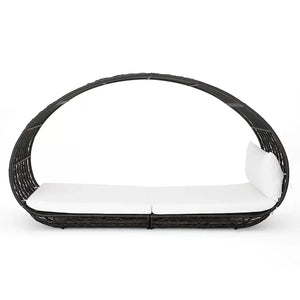 Abigal - Outdoor Wicker Daybed With Cushion