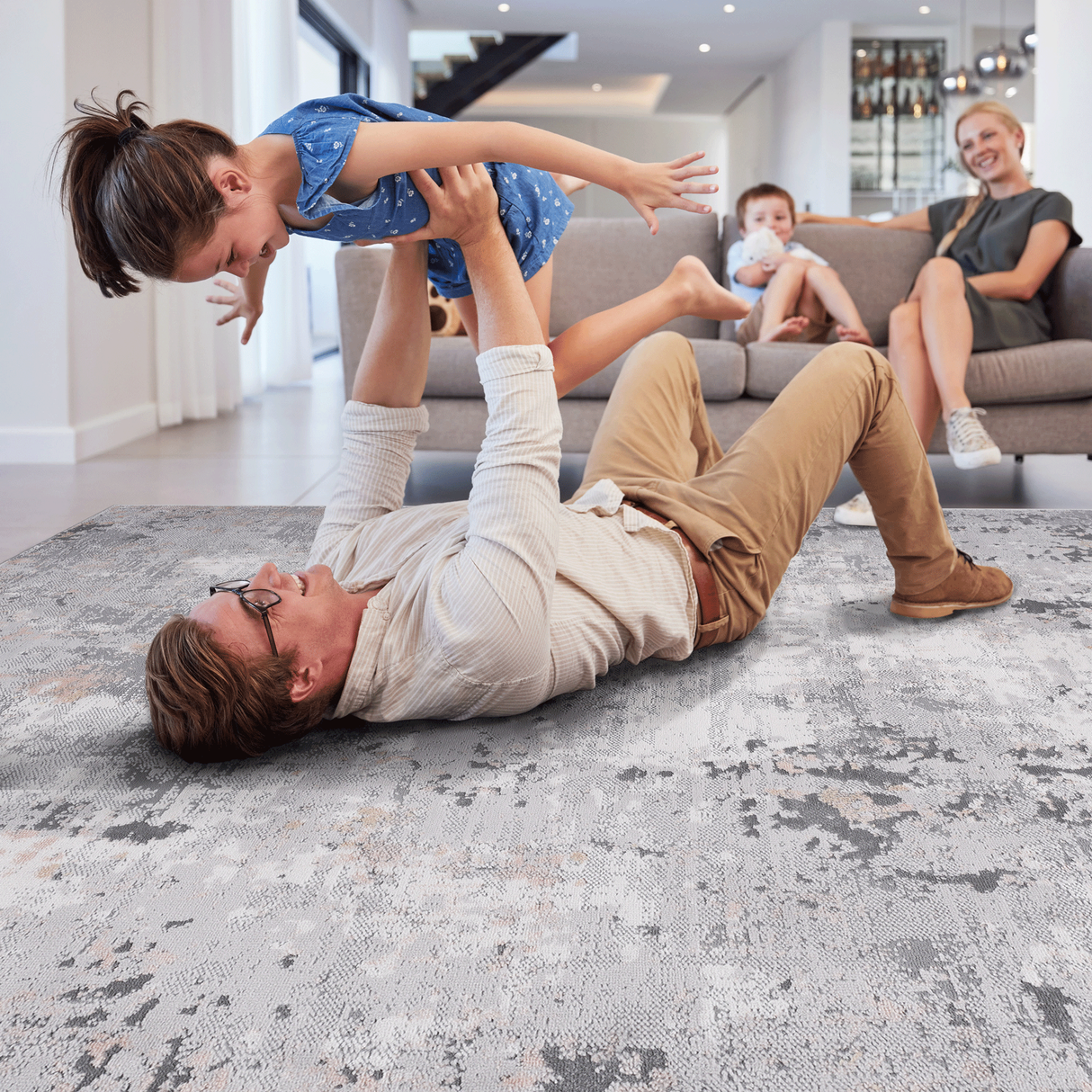 NAAR MARFI Collection Abstract Non-Shedding and Stain Resistant Area Rug