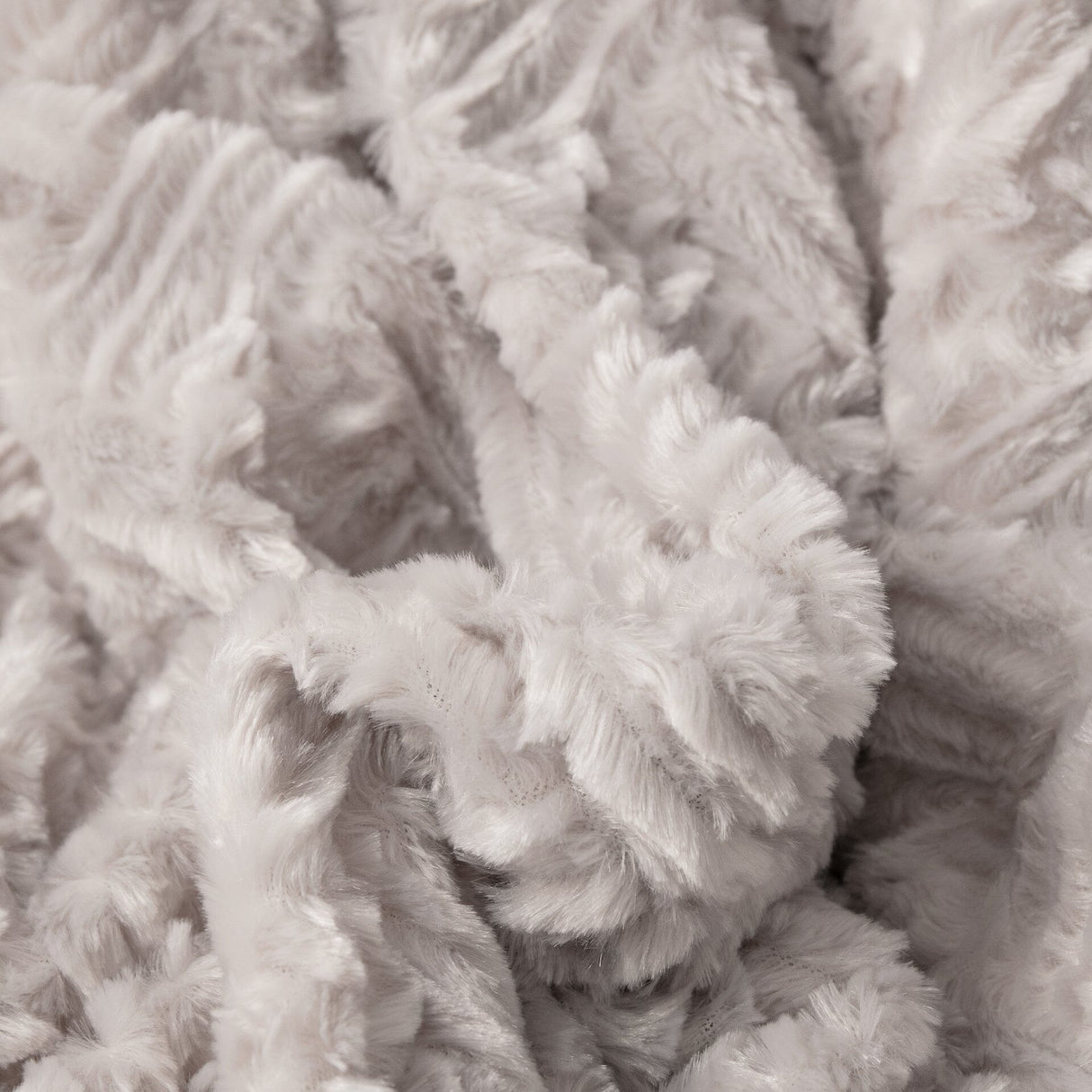 DaDalogy Bedding Lavender Grey Faux Fur Throw Blanket - Dreamy Geometric Embossed Sherpa Backside - Super Soft Warm Cozy Plush Fluffy