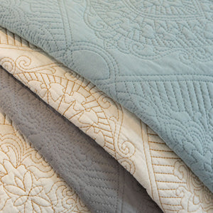 Baroque Sofa Cover – Quilted Cotton, Non-Slip, Washable with Ornate Embroidery