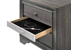 Traditional Queen 5 PC Storage Bedroom Set in Gray Wood