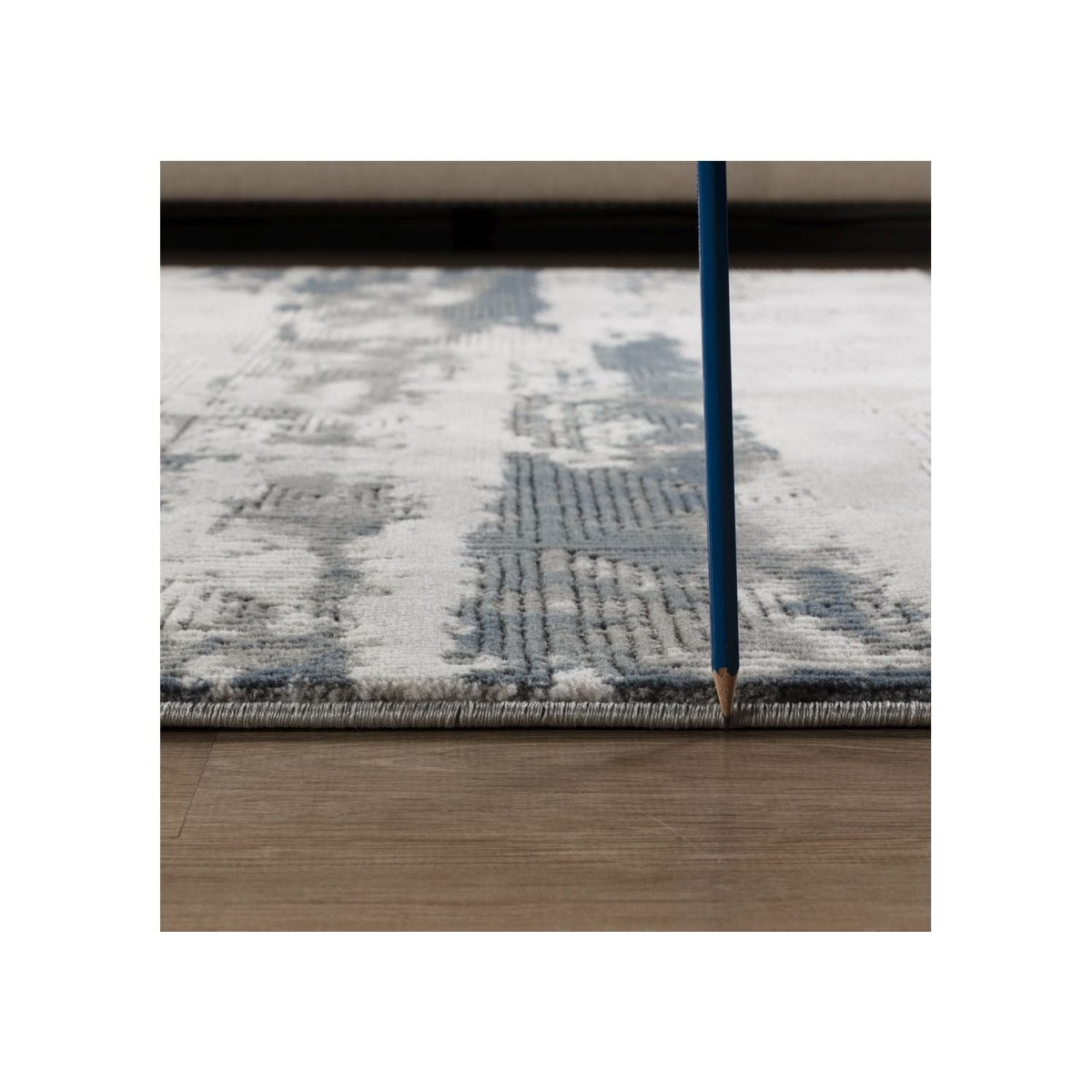 Geometric 3D Effect Area Rug - Gray / Ivory, 5'3" x 7'3"