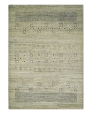 5x7 Beige and Gray  Wool Hand Knotted Southwestern Gabbeh Rug
