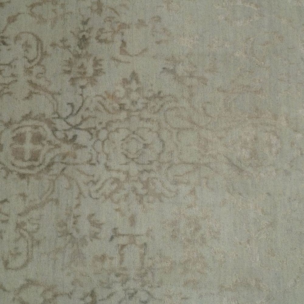 5x7 Fine Hand Knotted Beige and Brown Traditional Style Antique Wool and Silk Rug