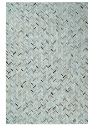 Modern Chevron Design Ivory and Silver Handmade Area Rug