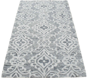 Traditional Ivory And Gray Hand Tufted Wool Area Rug