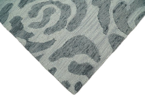 Hand Tufted Contemporary Gray and Silver Wool Area Rug