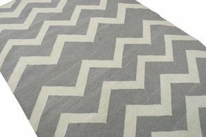 Modern Chevron Gray and Beige Dhurrie Wool Polyester 5x8 Rug
