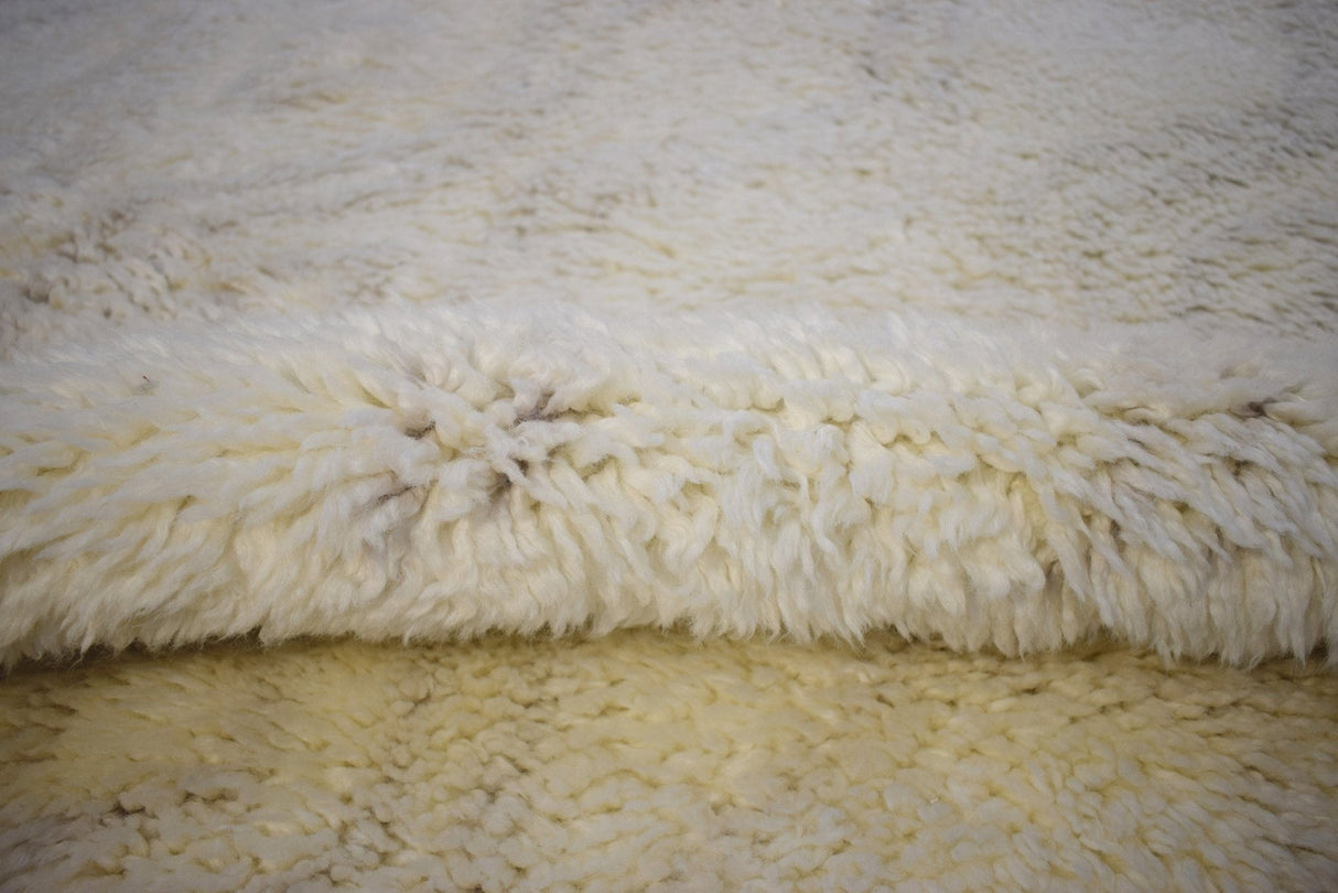 Quick Ship Modern Beige And Charcoal Hand Loom 4x6 Wool Rug