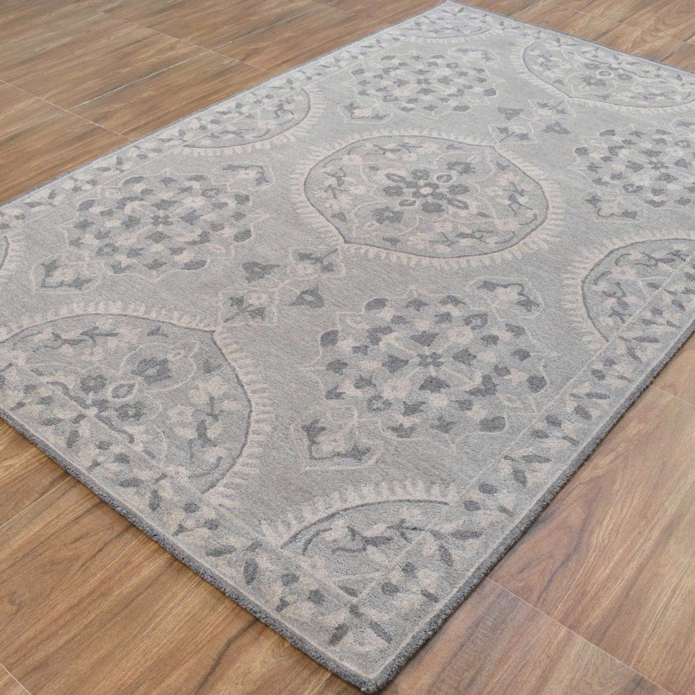 Gray Traditional Style Hand Tufted Wool 5x8 Area Rug