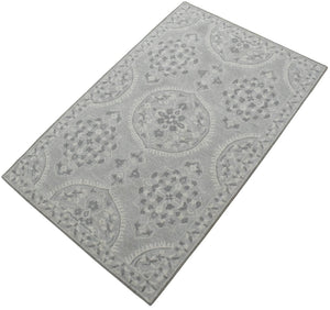 Traditional Silver and Gray Hand Tufted 5x8 Wool Area Rug