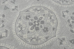 Traditional Silver and Gray Hand Tufted 5x8 Wool Area Rug