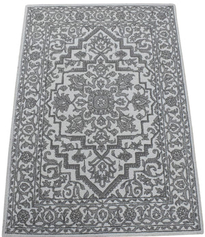 Gray and Silver Traditional Design Hand Tufted 5x8 Wool Area Rug