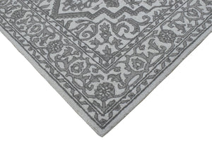 Gray and Silver Traditional Design Hand Tufted 5x8 Wool Area Rug