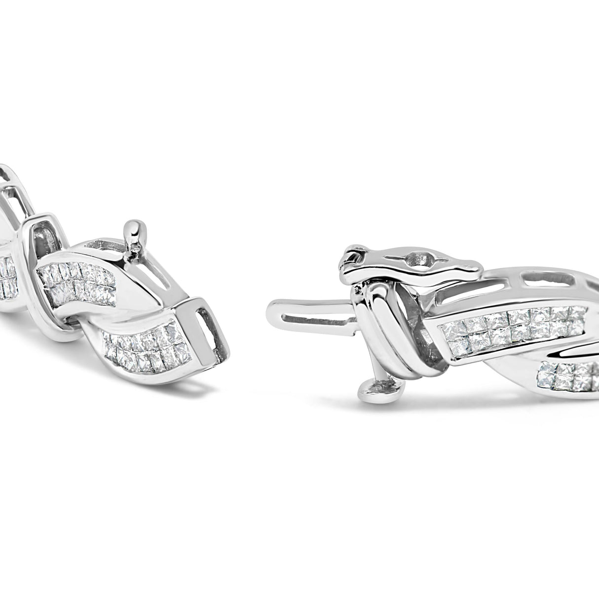 14K White Gold 4.0 Cttw Invisble Set Princess-Cut Diamond Wave Style Link Bracelet (H-I Color, SI2-I1 Clarity) - 7"