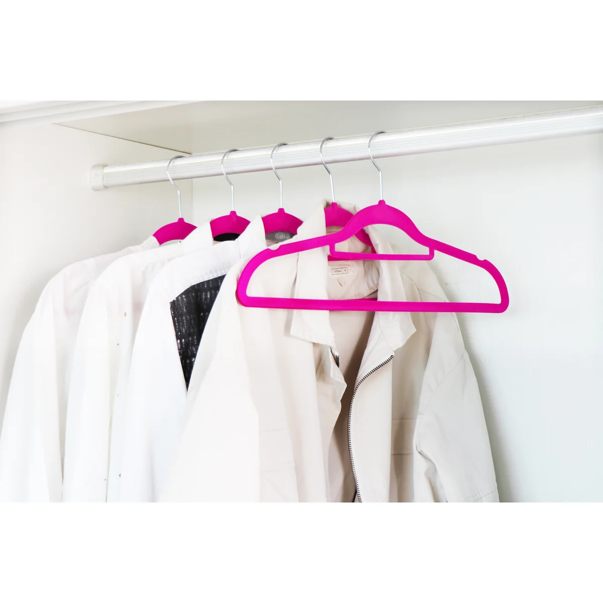 120 Pack of Premium Velvet Non-Slip Hangers with 360 Degree Rotatable Hook