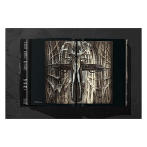 HR Giger (German, French, English)