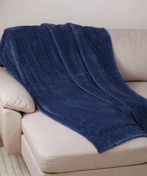 Decor&More Noble House Oversized and Extra Heavy Chevron Braided Throw Blanket (50" x 70")