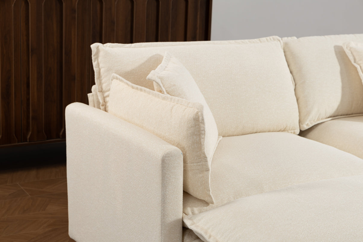 Modern 4-Seater Sectional Sofa with 2 Ottomans