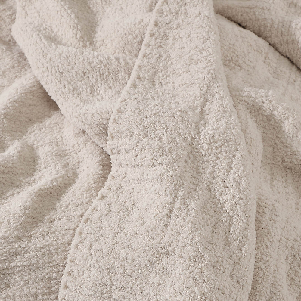 Snug Throw