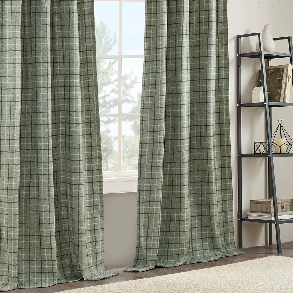 Plaid Rod Pocket and Back Tab Curtain Panel with Fleece Lining Green 50x84'