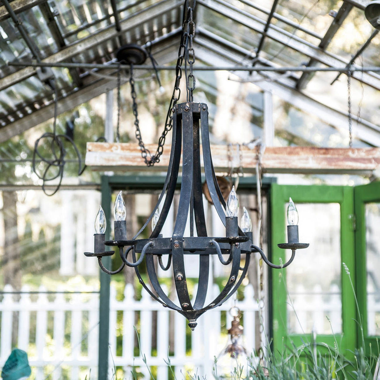 6 Light Metal Chandelier, Hanging Light Fixture With Adjustable Chain For Kitchen, Bulb Not Included - Black