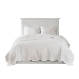 3 Piece Reversible Scalloped Edge Quilt Set White King/Cal King