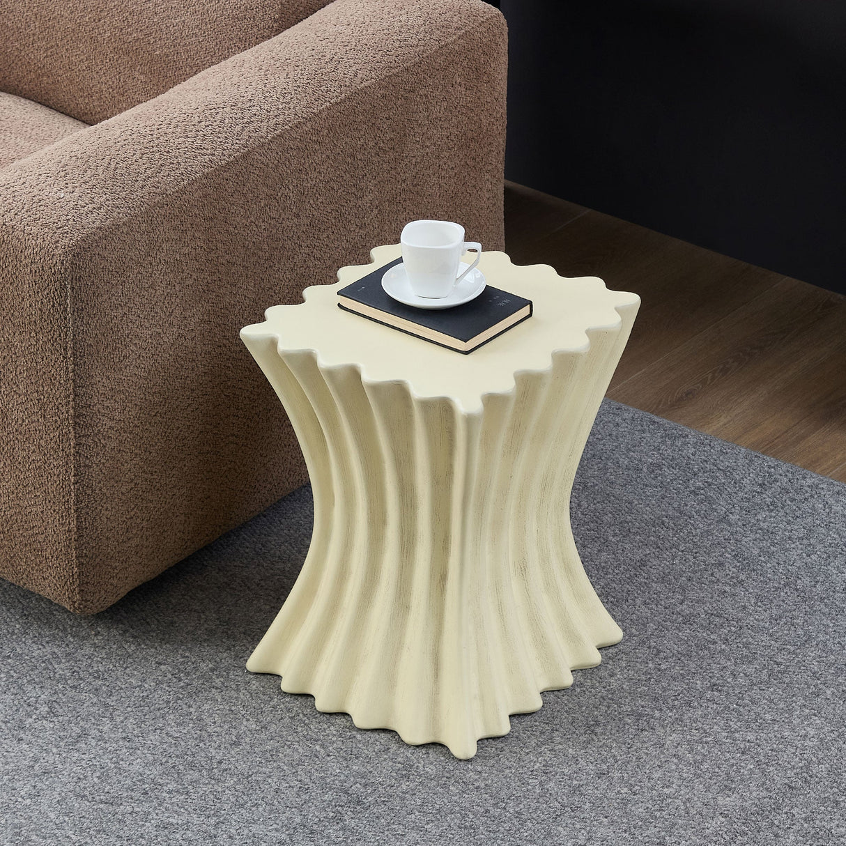 15.16 Inch Side Table Vintage Sturdy Fiberglass Table