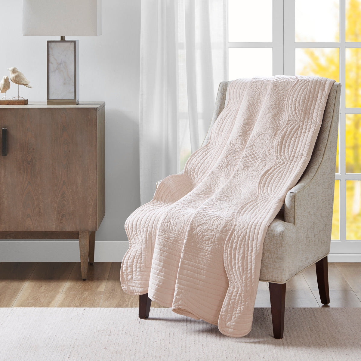 Oversized Quilted Throw with Scalloped Edges Blush 60x72'