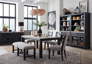 Plum Creek - Sideboard