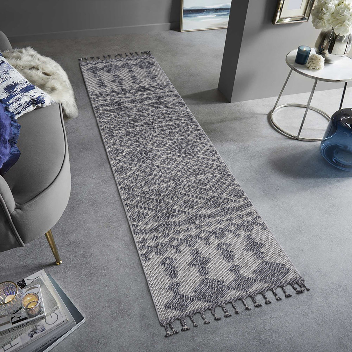 NAAR Guros Collection Traditional Indoor/Outdoor Area Rug