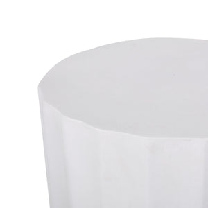 Round Outdoor Side Table, 15" W x 15" D End Table