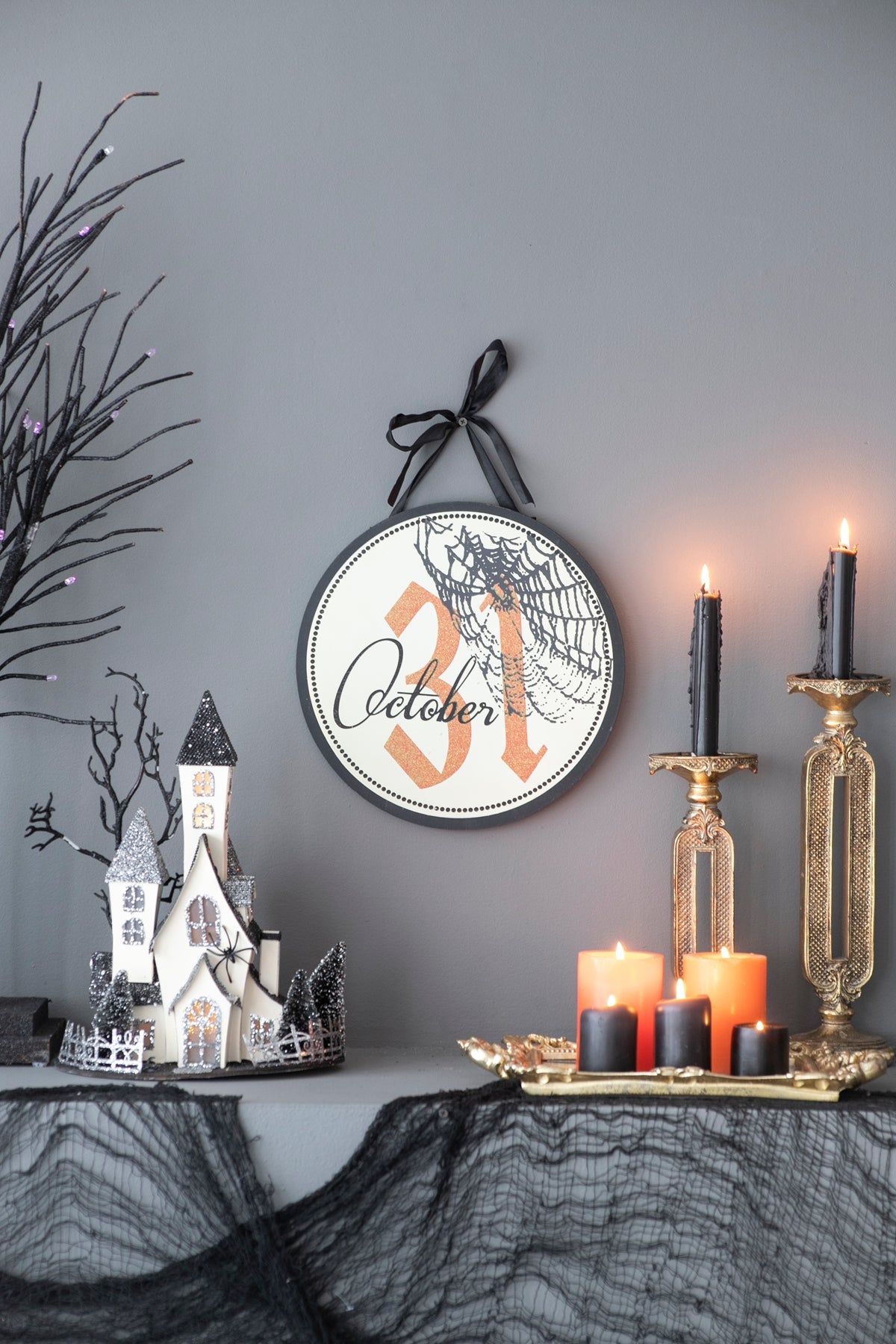Set of 2, 12x12" Halloween Circle Sign