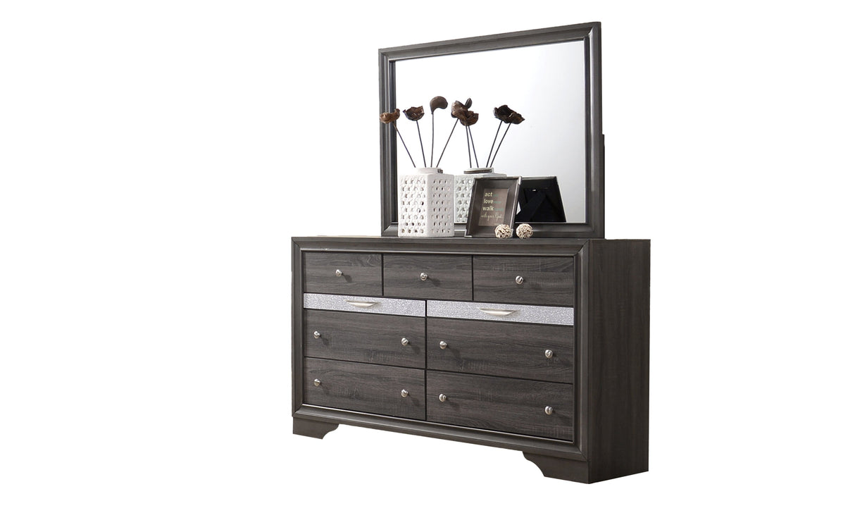 Traditional Queen 5 PC Storage Bedroom Set in Gray Wood