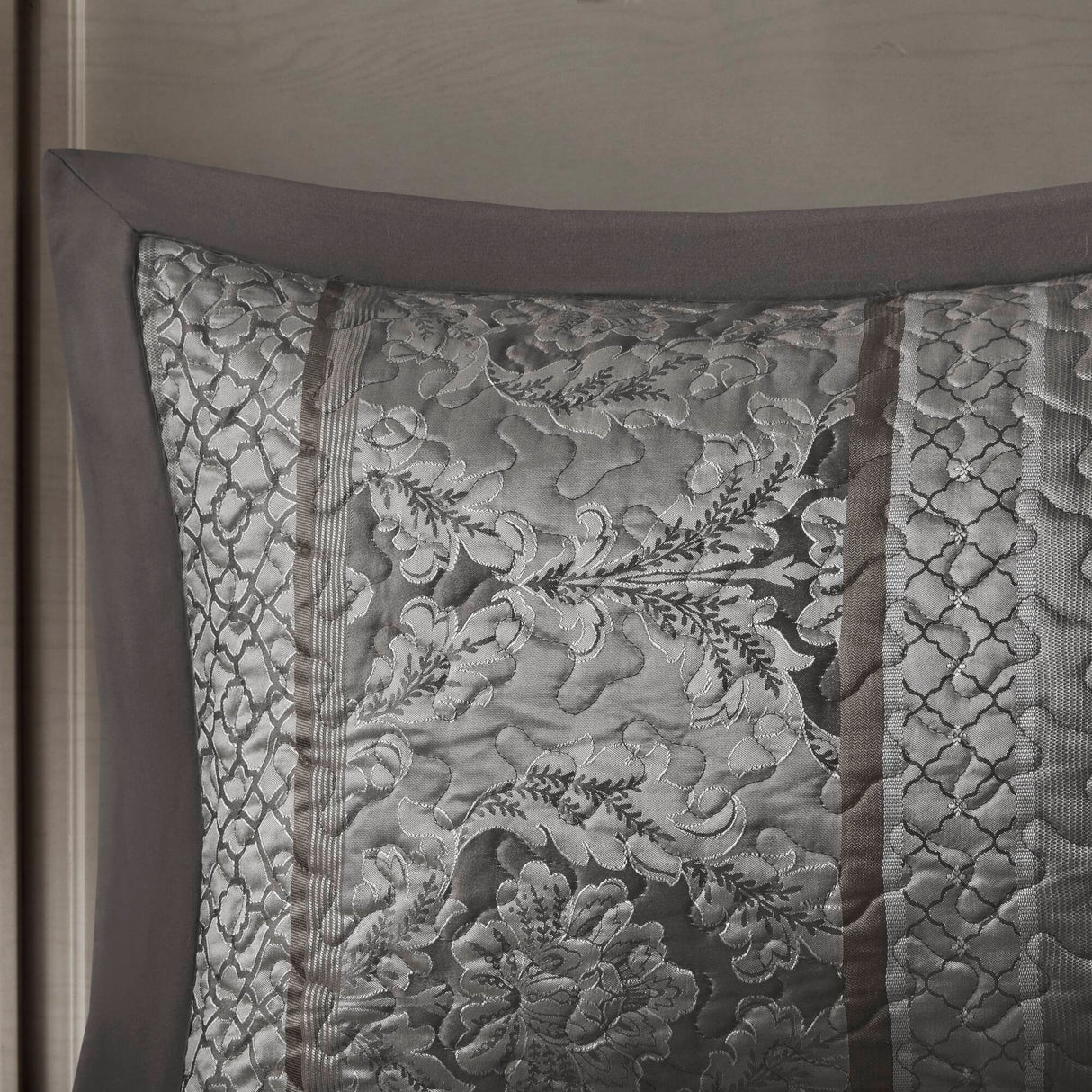 5-Piece Queen 5 Piece Reversible Jacquard Bedspread Set