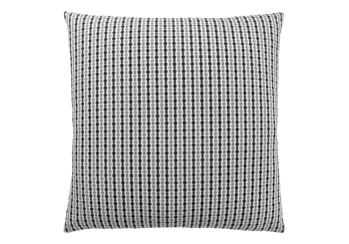 8th Street Square Decorative Throw Pillows with Insert