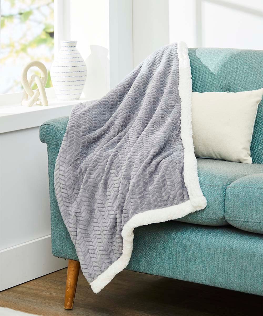 Decor&More HomeEssentials Ultra Lush Heavy Sherpa Throw Blanket (50" x 60")